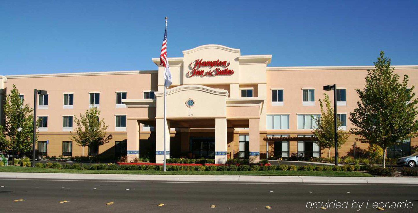 Hampton Inn & Suites Юба-Сити Экстерьер фото