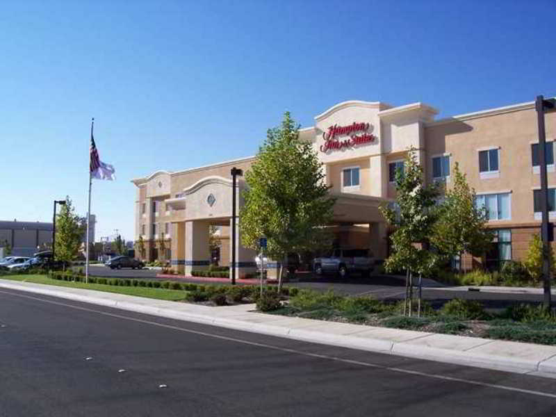 Hampton Inn & Suites Юба-Сити Экстерьер фото