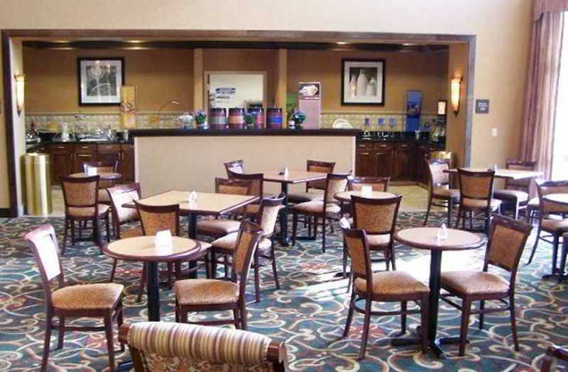 Hampton Inn & Suites Юба-Сити Экстерьер фото